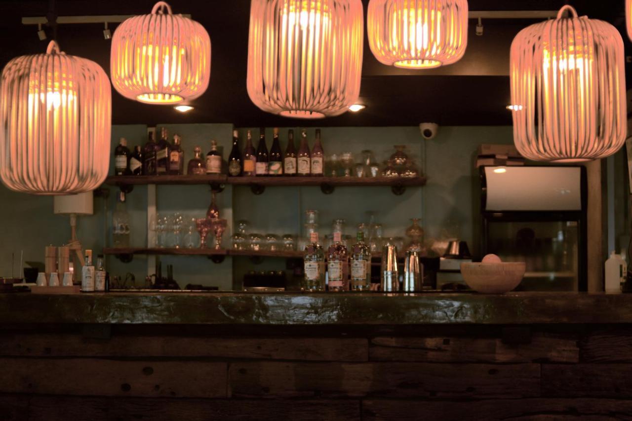 Abraham Manila - Located In Central Makati (Adults Only) Makati City Kültér fotó