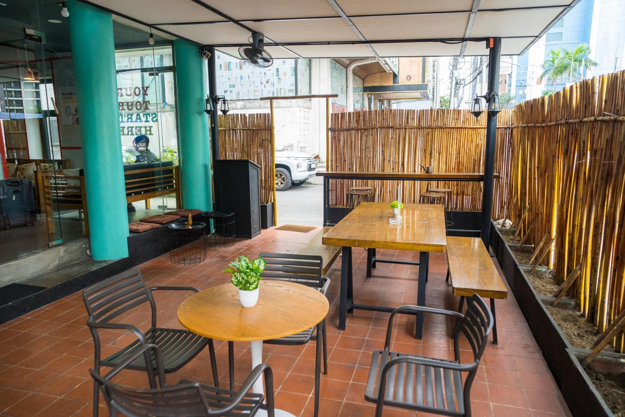 Abraham Manila - Located In Central Makati (Adults Only) Makati City Kültér fotó